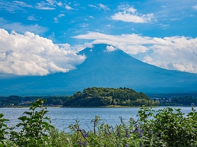 蓝天 白云 山峰 海岸