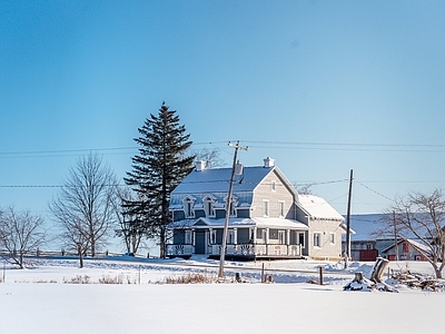 欧式美式街道外景 冬季别墅街道 雪地雪景庭院 松树树林别墅外景 庭院露台窗景 清晨日出蓝天天空