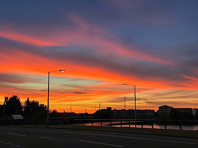 现代风景 夕阳 天空 黄昏 剪影