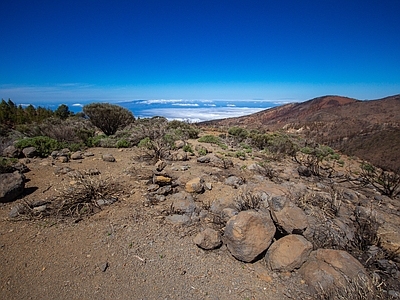 现代风景 山 矿山 石头山