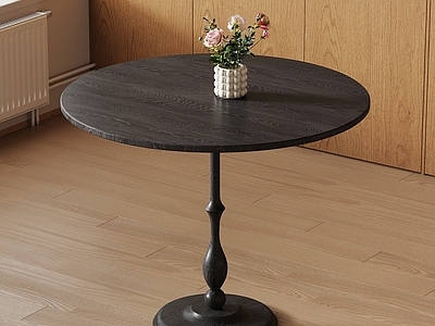 中古风餐桌