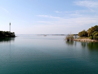 外景湖景